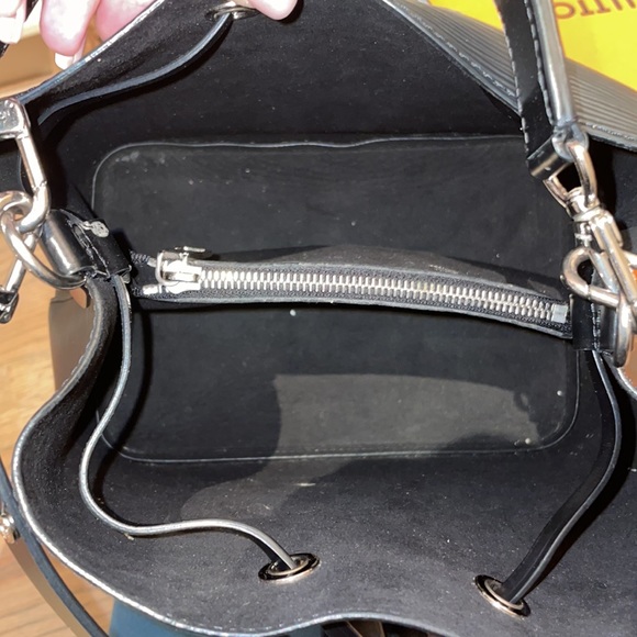 Louis Vuitton Epi leather NéoNoé MM bucket bag - Picture 6 of 6